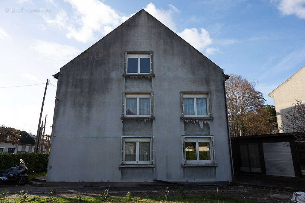 Maison à PARAY-VIEILLE-POSTE