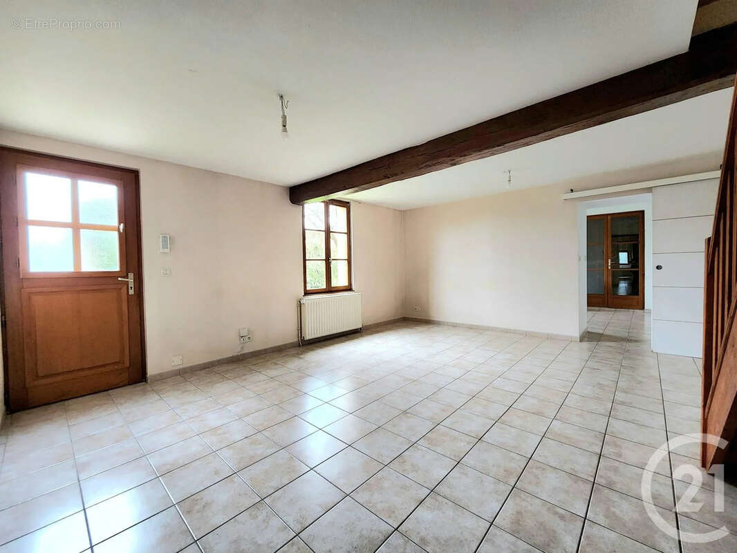 Maison à LES NOES-PRES-TROYES