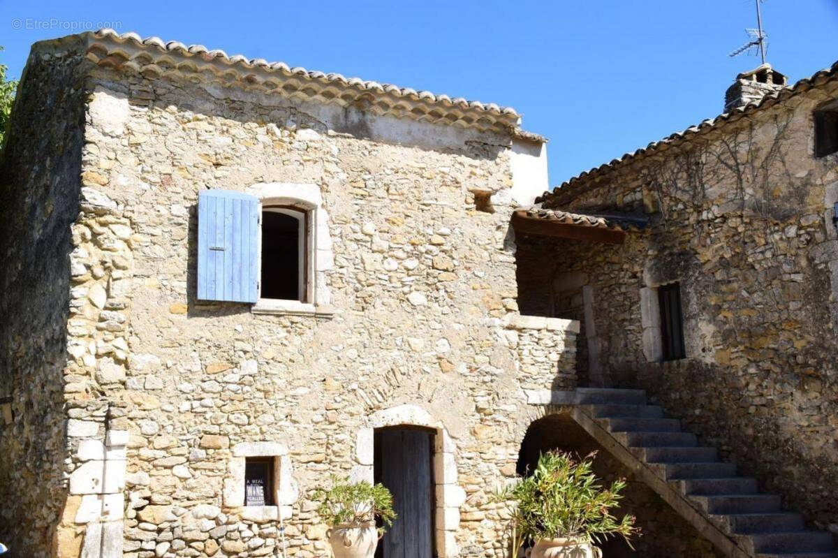 Maison à GOUDARGUES