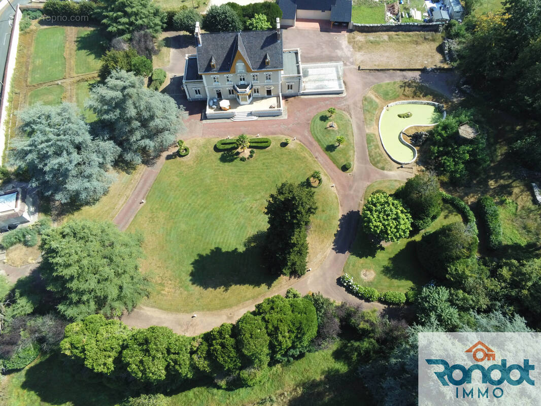 Maison à MONTCEAU-LES-MINES