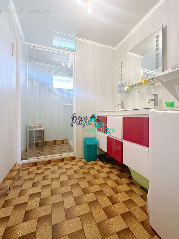 Maison à LA FRENAYE