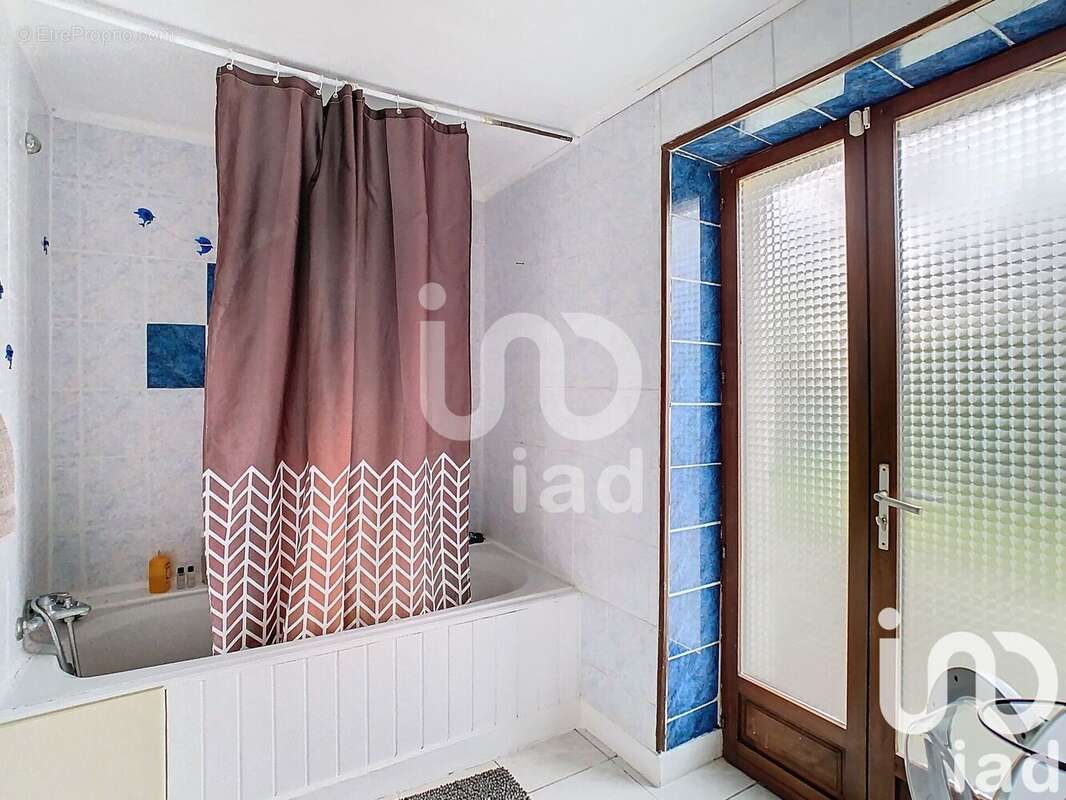 Photo 5 - Maison à FAUX-FRESNAY