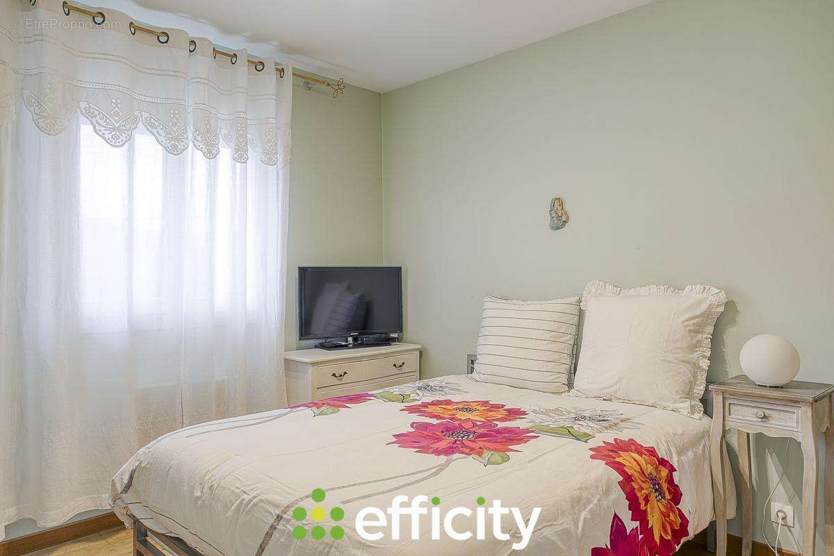 Maison à CHASSE-SUR-RHONE