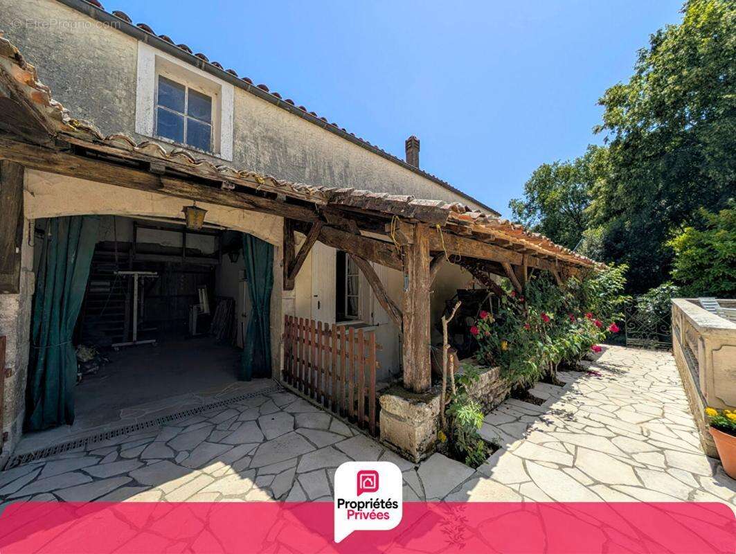 Moulin du XVII Siècle. ST Sulpice de Cognac  EXCLUSIVITE - photo 17
