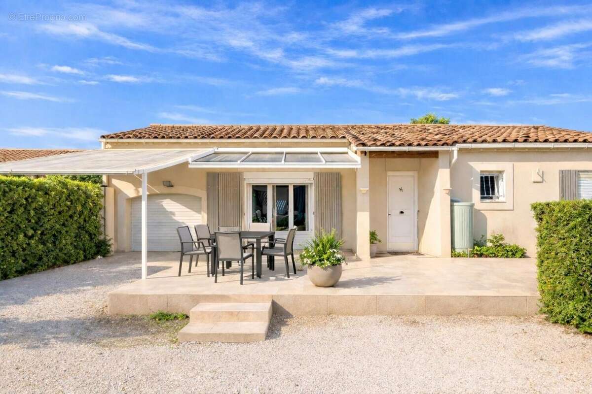 Photo 2 - Maison à L'ISLE-SUR-LA-SORGUE