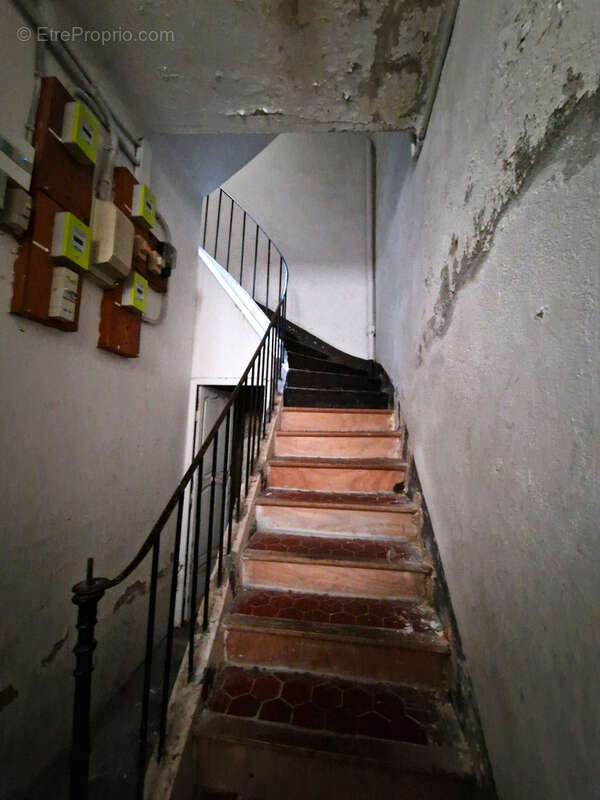 Immeuble locatif (2 studios et 1 T2) - photo 5
