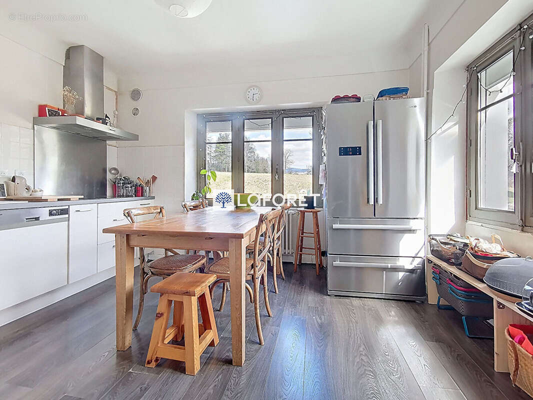 Maison à LE MALZIEU-VILLE