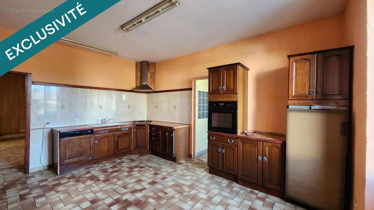 Photo 3 - Appartement à TOULON-SUR-ARROUX