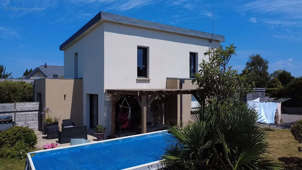 Maison à PLEUVEN