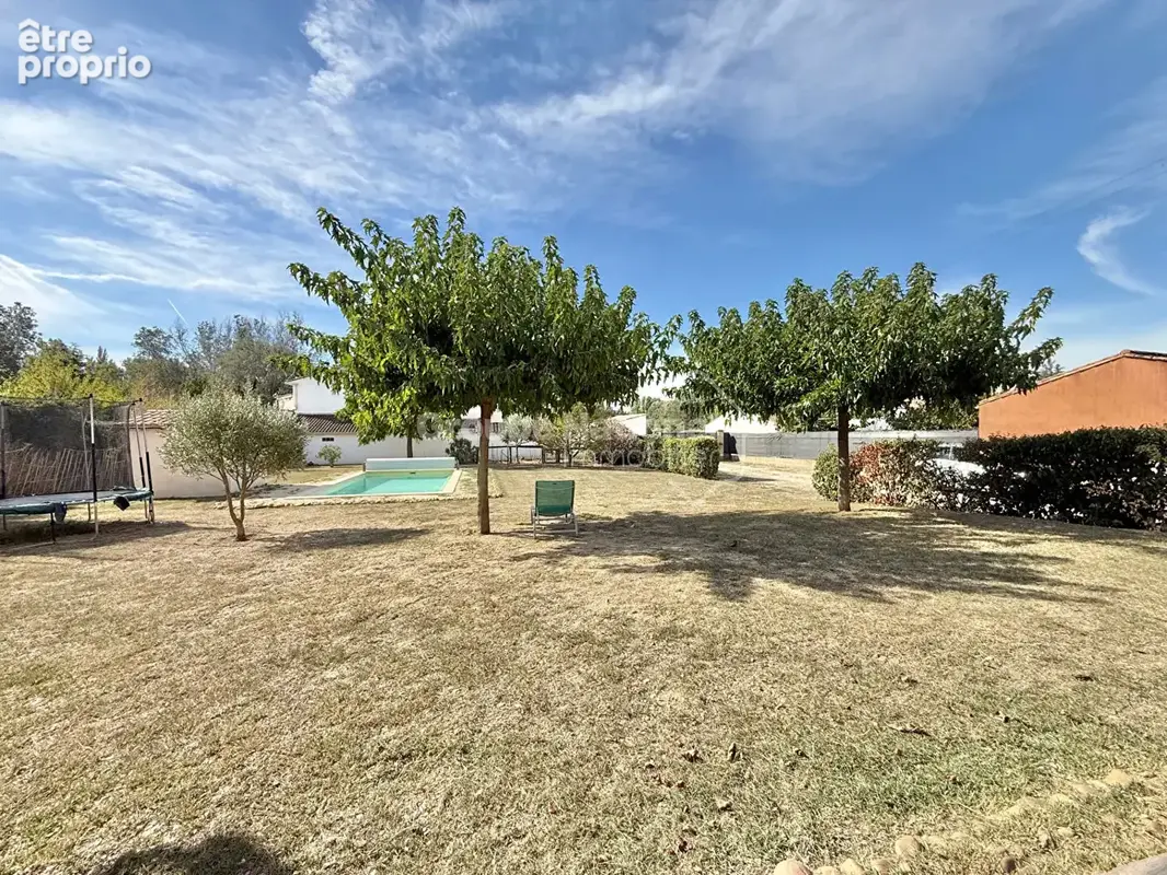 Villa contemporaine avec piscine sur grand terrain arboré, Montfrin - photo 16