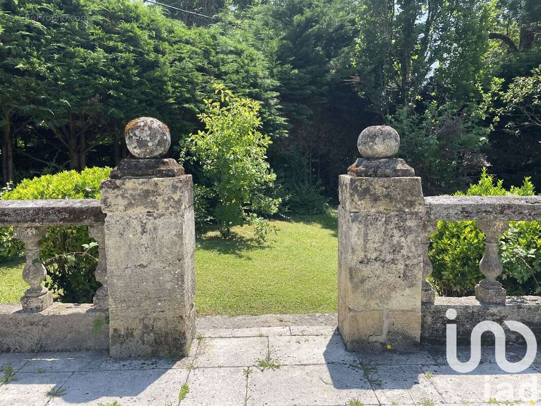 Photo 6 - Maison à LES ARTIGUES-DE-LUSSAC