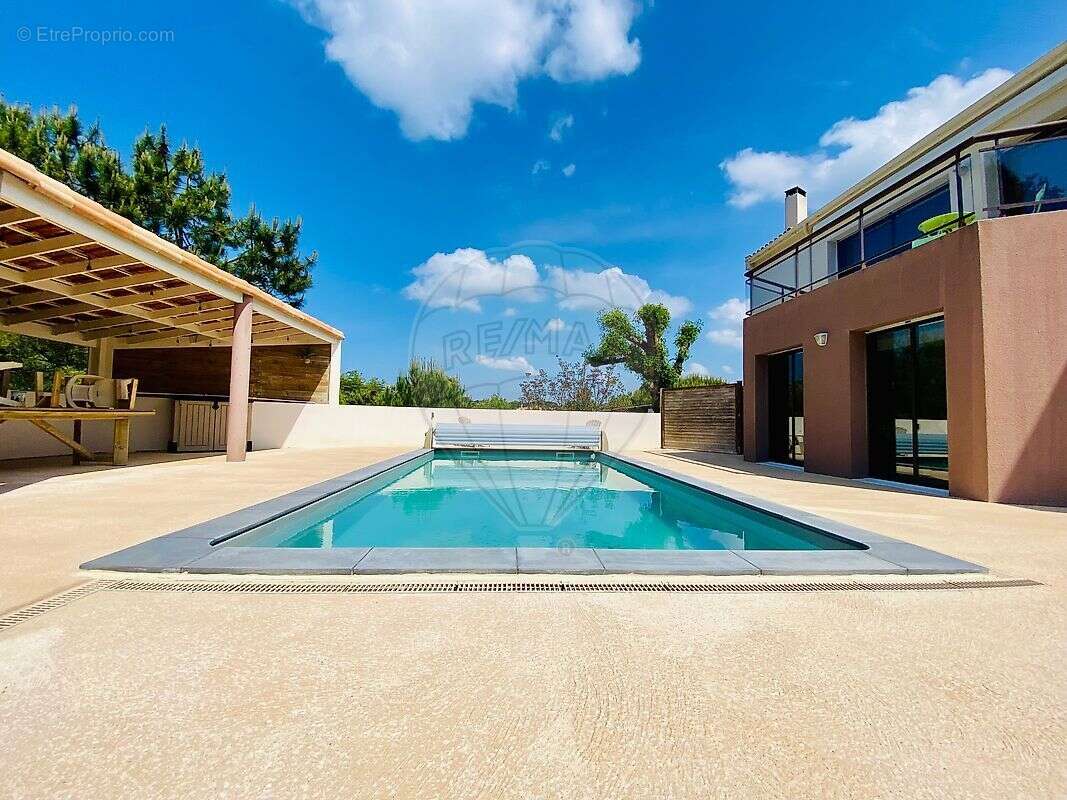 Maison à SAINT-PALAIS-SUR-MER