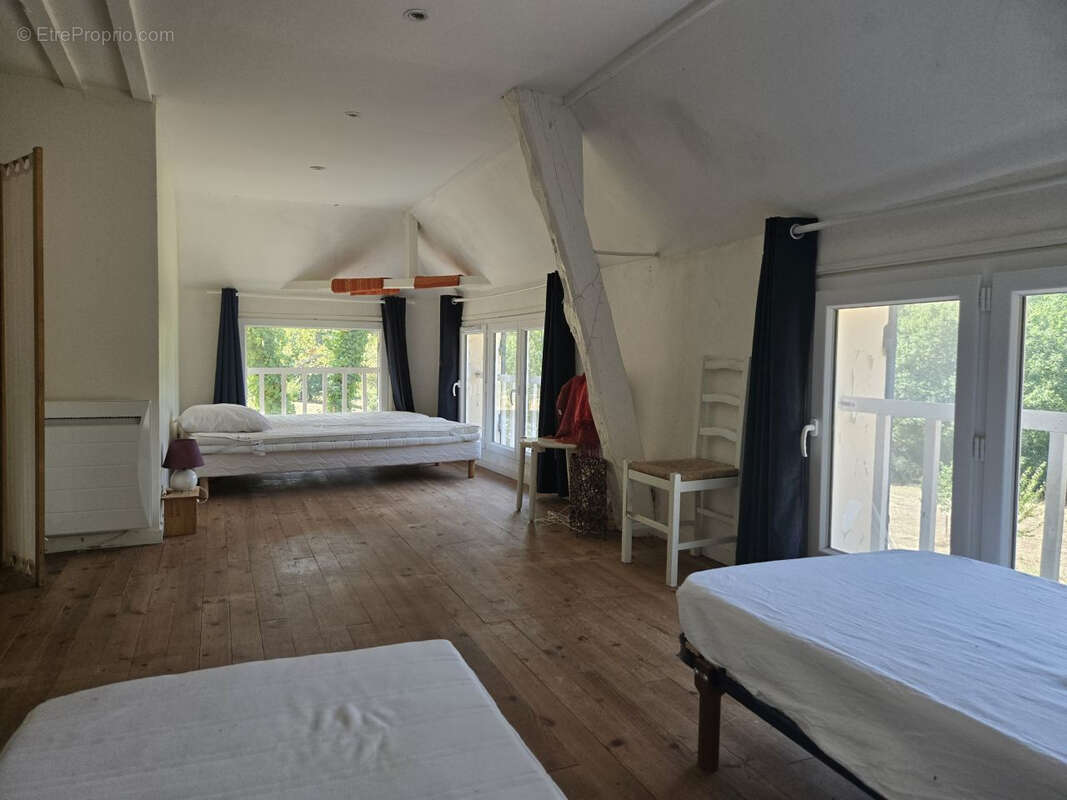 Ensemble de 3 habitations sur un parc de 2ha76 avec étang! - photo 21
