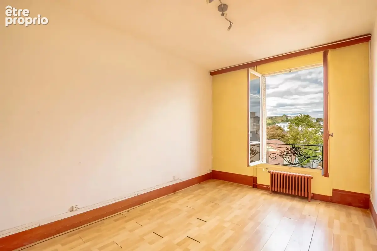 Appartement à SURESNES