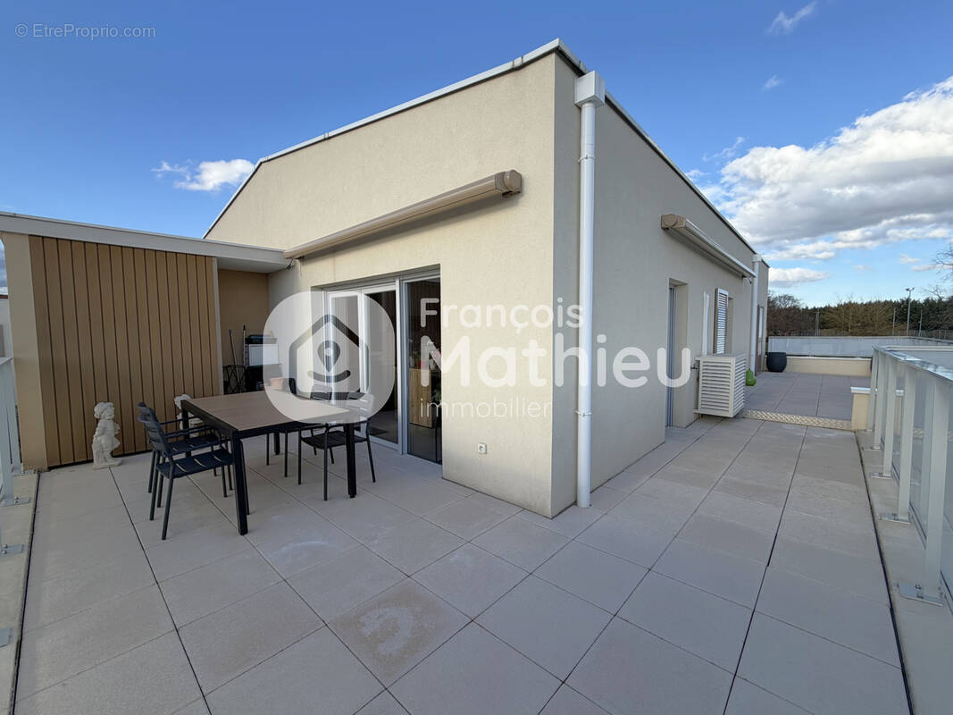 Appartement à ARNAS
