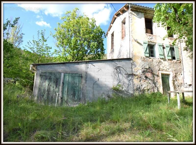 Maison à CASTELLANE