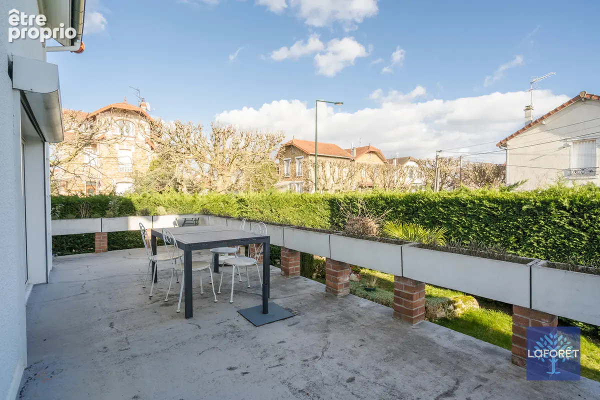 Maison Les Pavillons Sous Bois 7 pièce(s) 154 m2 - photo 3