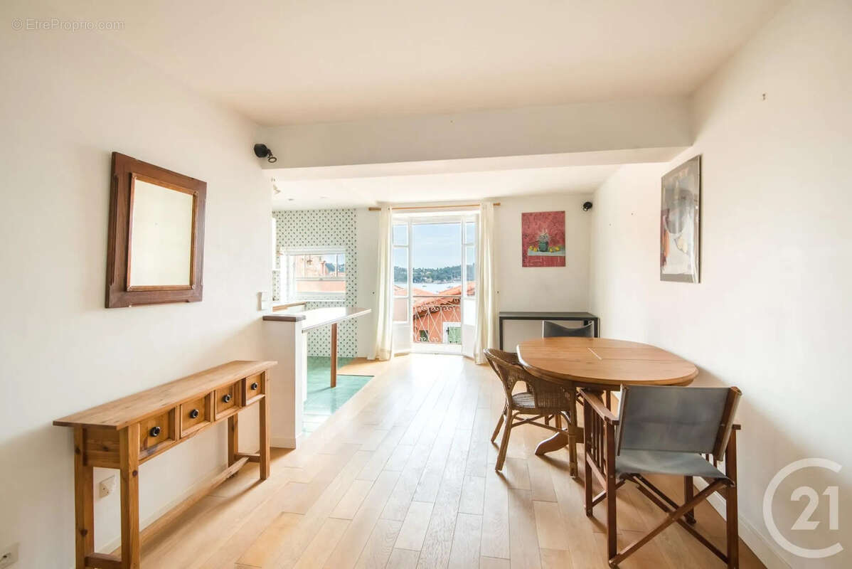 Appartement à VILLEFRANCHE-SUR-MER