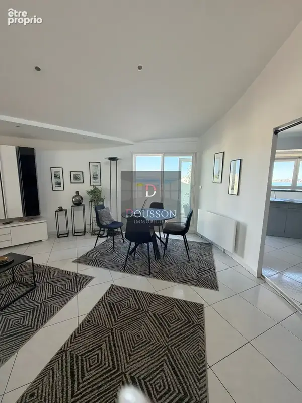 Exclusivité   Appartement P4 avec vue mer avec terrasse 105 m2 PARKING ET DOUBLE GARAGE - photo 6