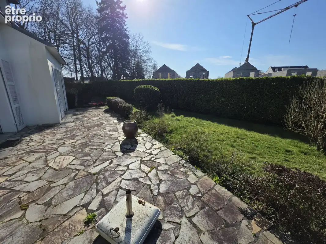Maison a renover a 2 pas des commerces - photo 14