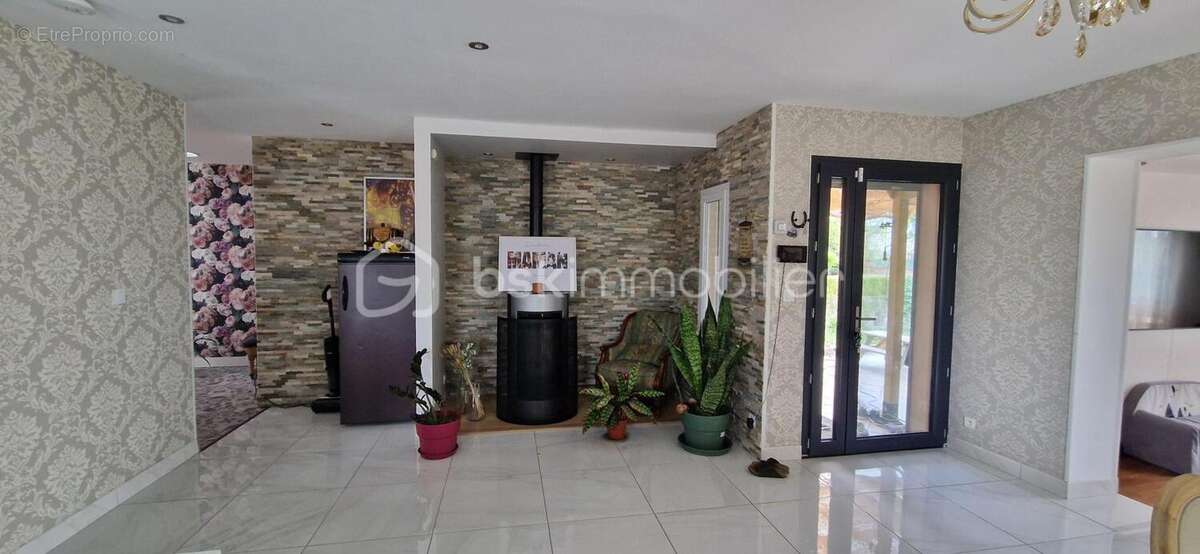 Maison à MIGNE-AUXANCES