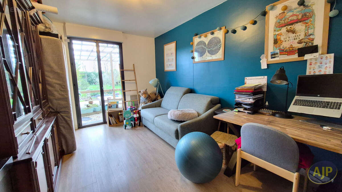 Maison à SAINT-COLOMBAN