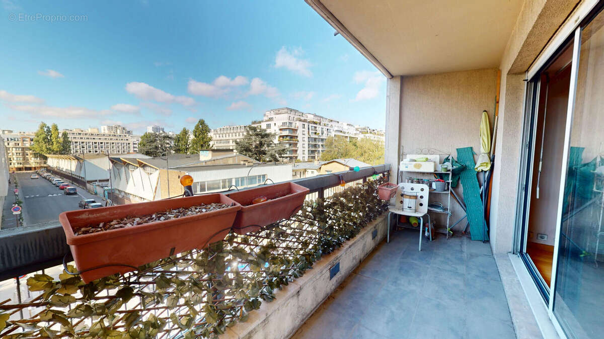 Appartement à PARIS-19E