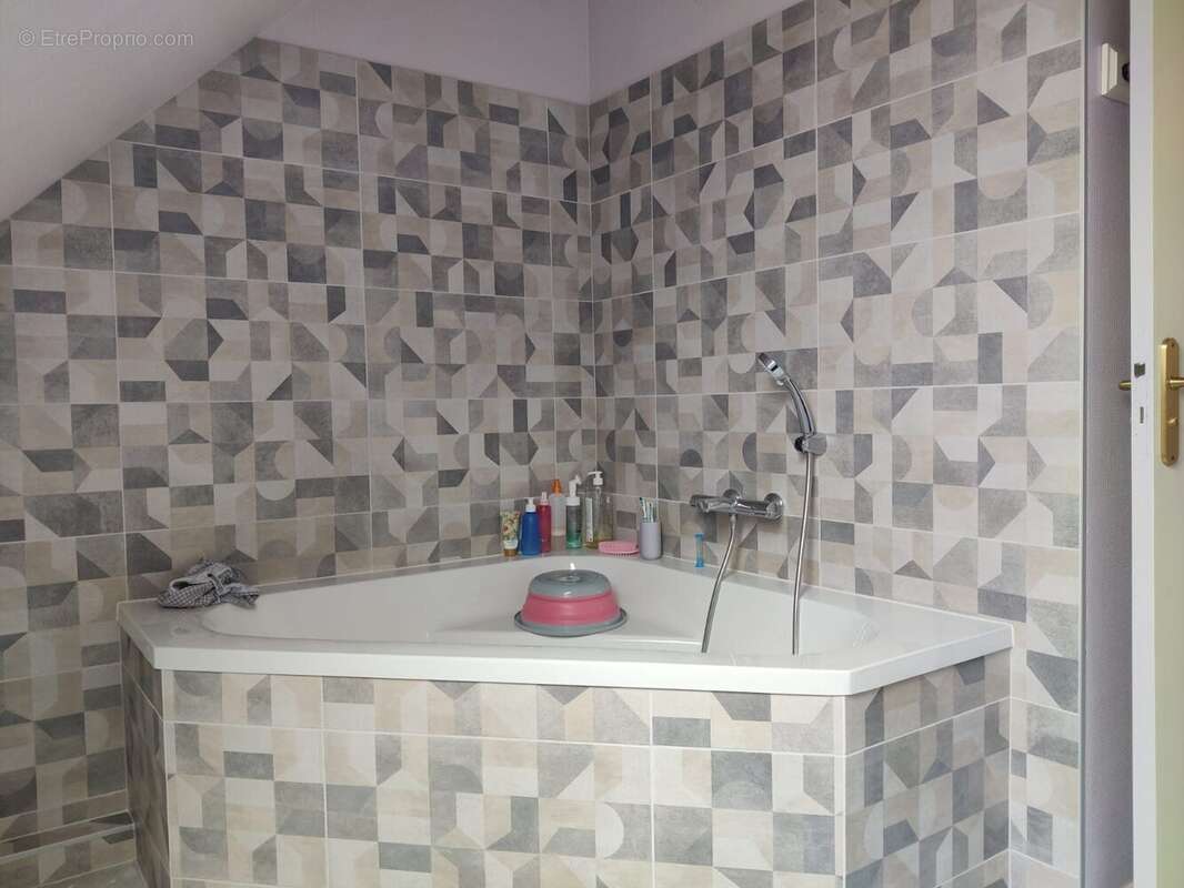 Salle de bain - Maison à CHATEAUGIRON