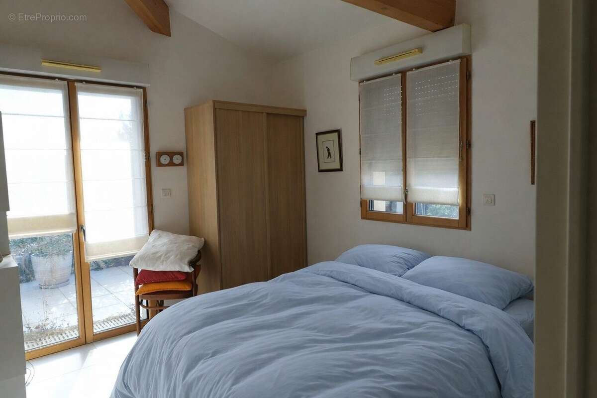Appartement 82 m² à Cavalaire-Sur-Mer  - photo 4