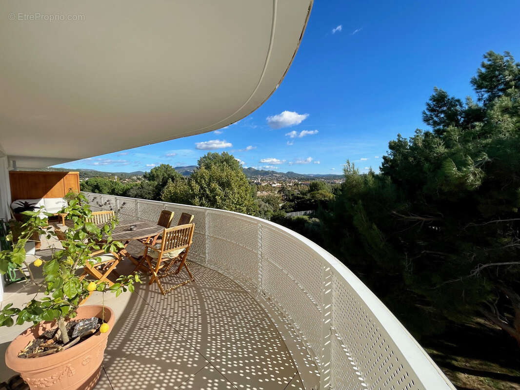 Appartement à MARSEILLE-13E