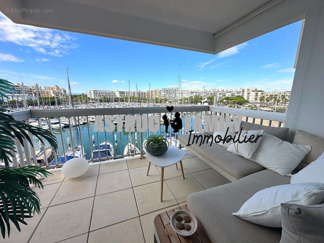 Appartement à MAUGUIO