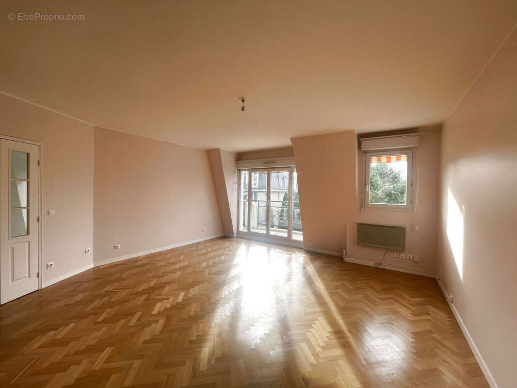 Photo 5 - Appartement à LE PLESSIS-ROBINSON