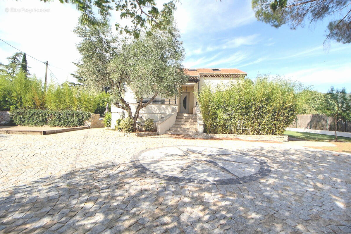 Maison à DRAGUIGNAN