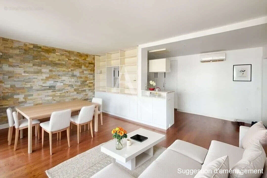 Appartement à PARIS-10E