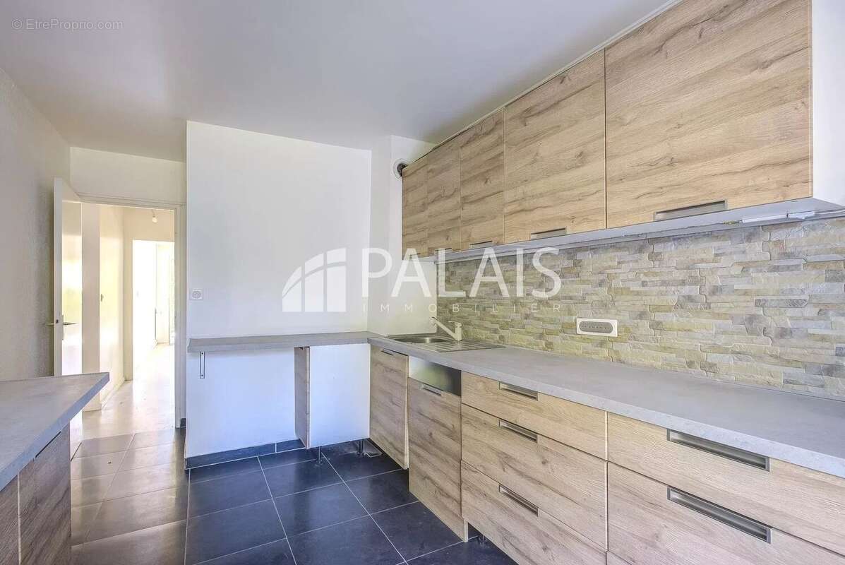3P RDJ plein sud au pied des commerces - photo 8