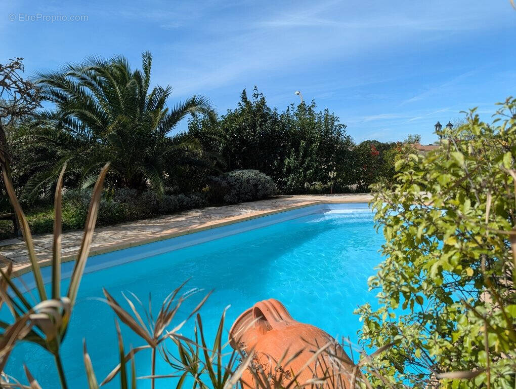 Maison à ARAMON