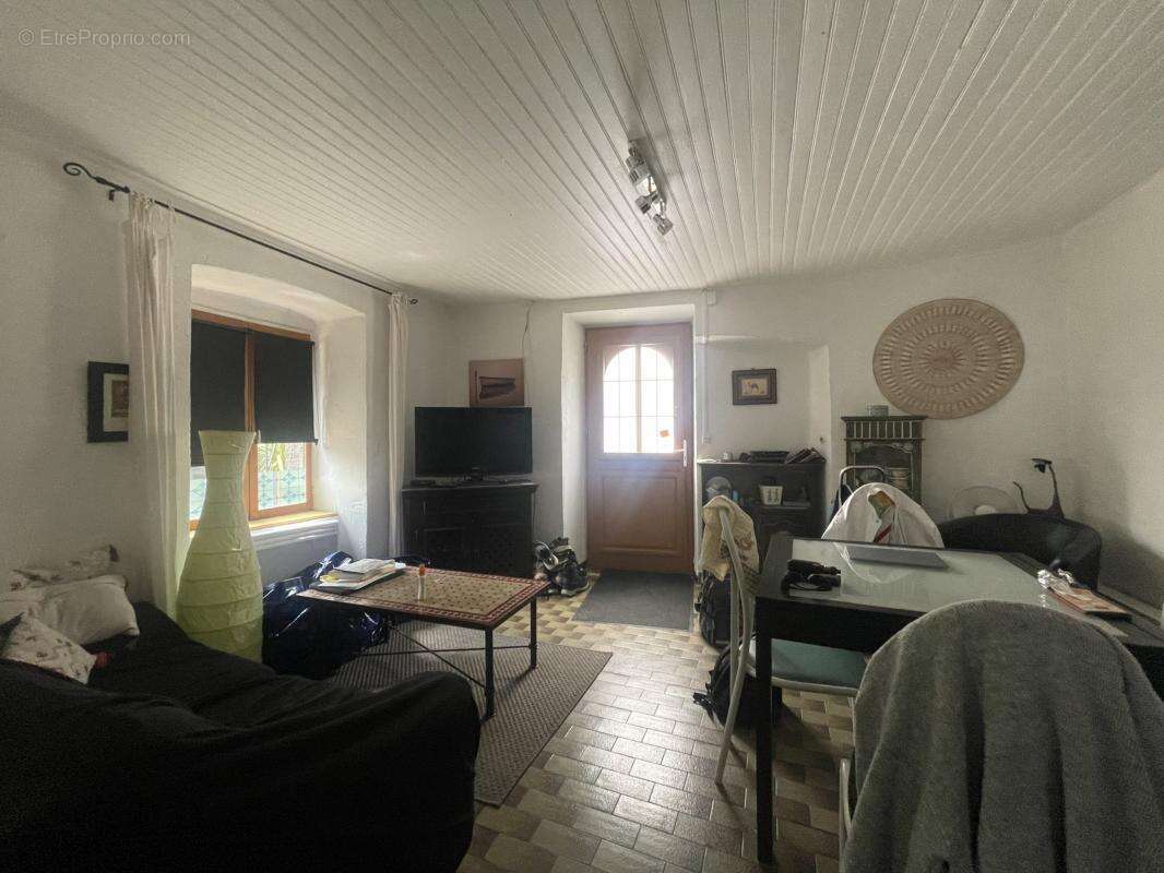 Maison à POLIGNAC