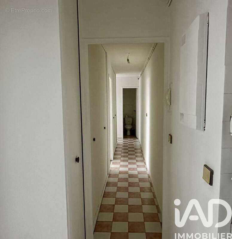 Photo 8 - Appartement à LA COURNEUVE