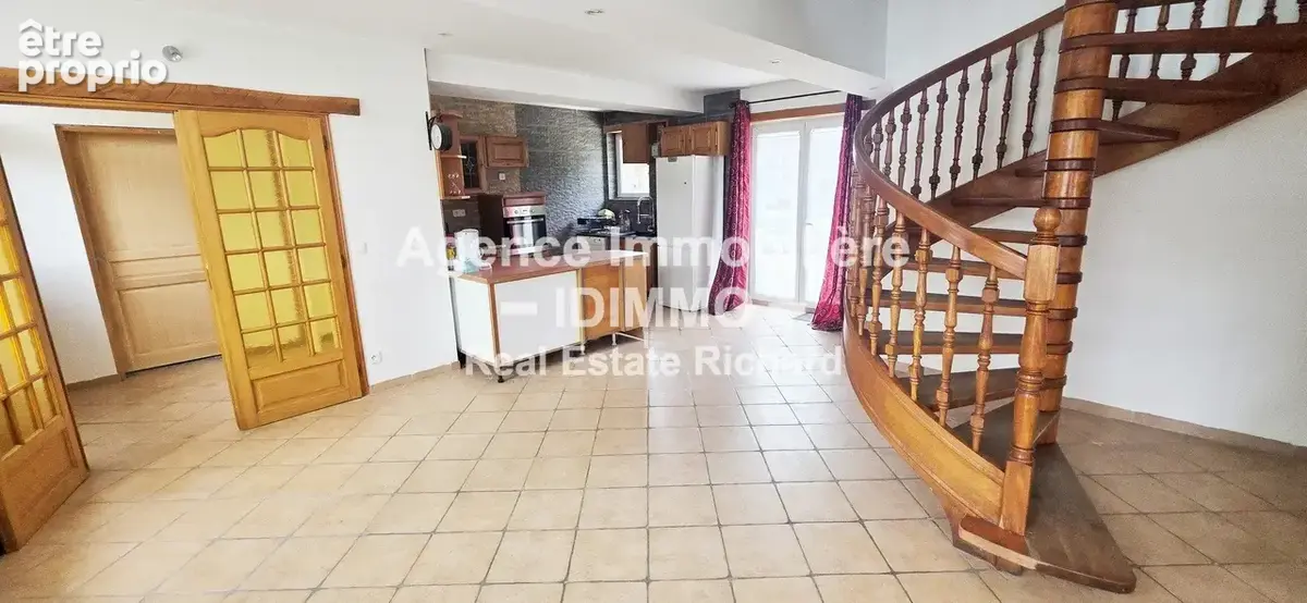 EXCLUSIVITÉ IDIMMO : Maison contemporaine de 5 pièces - 137 m2 - Lorcy (45490) - photo 7