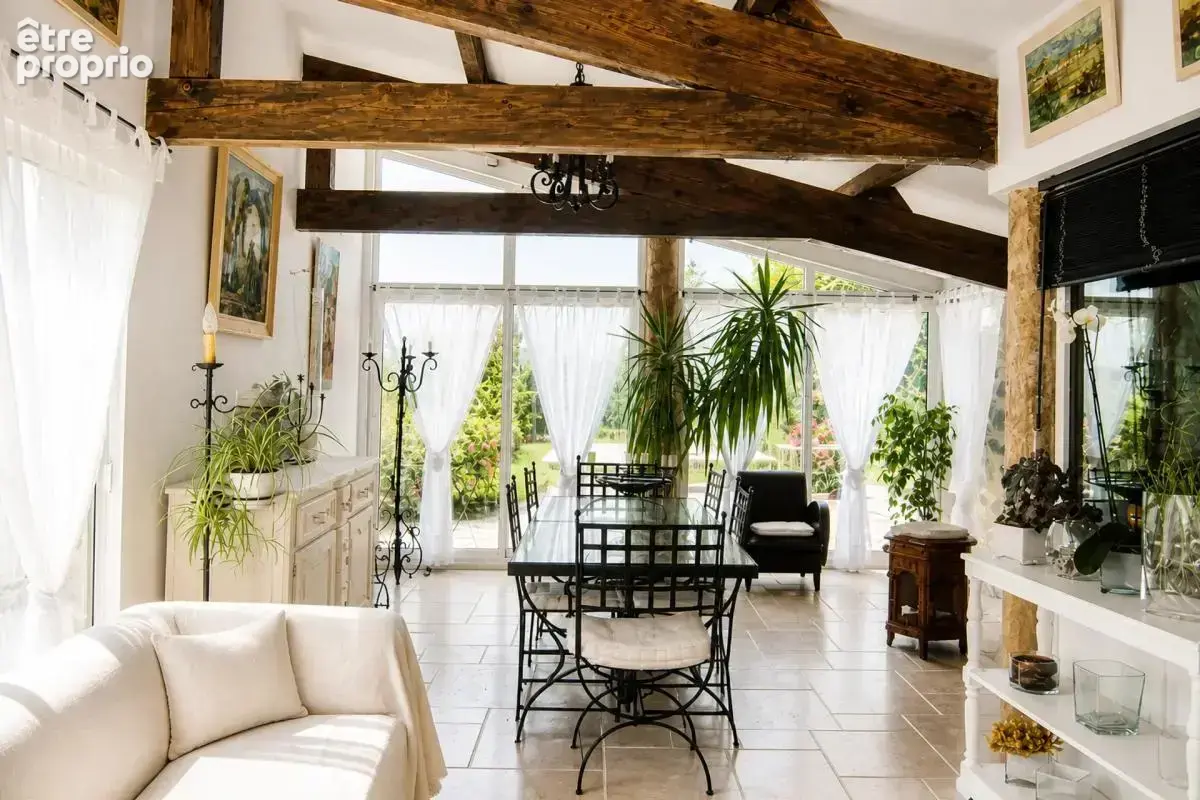 Maison de 8 pièces de 236 m² à Frontonas - photo 23
