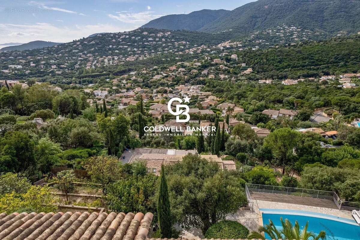 Maison à CAVALAIRE-SUR-MER