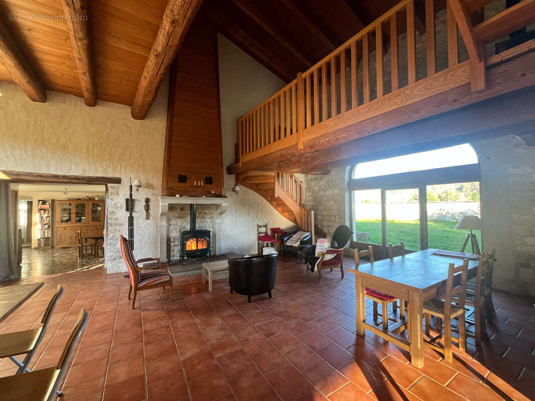 Maison à CIZE