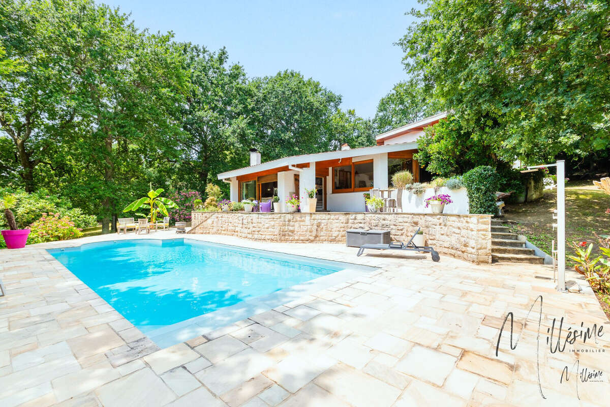 Maison 259 m² à Bidart  - photo 2