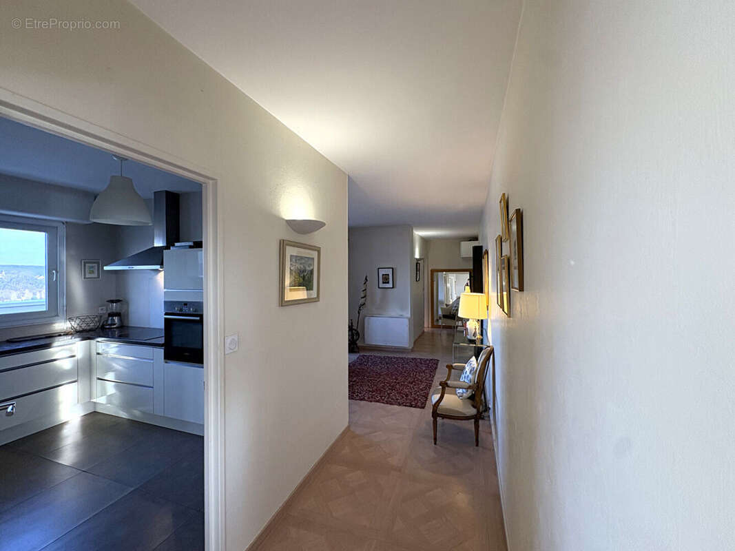 Appartement à CHARLEVILLE-MEZIERES