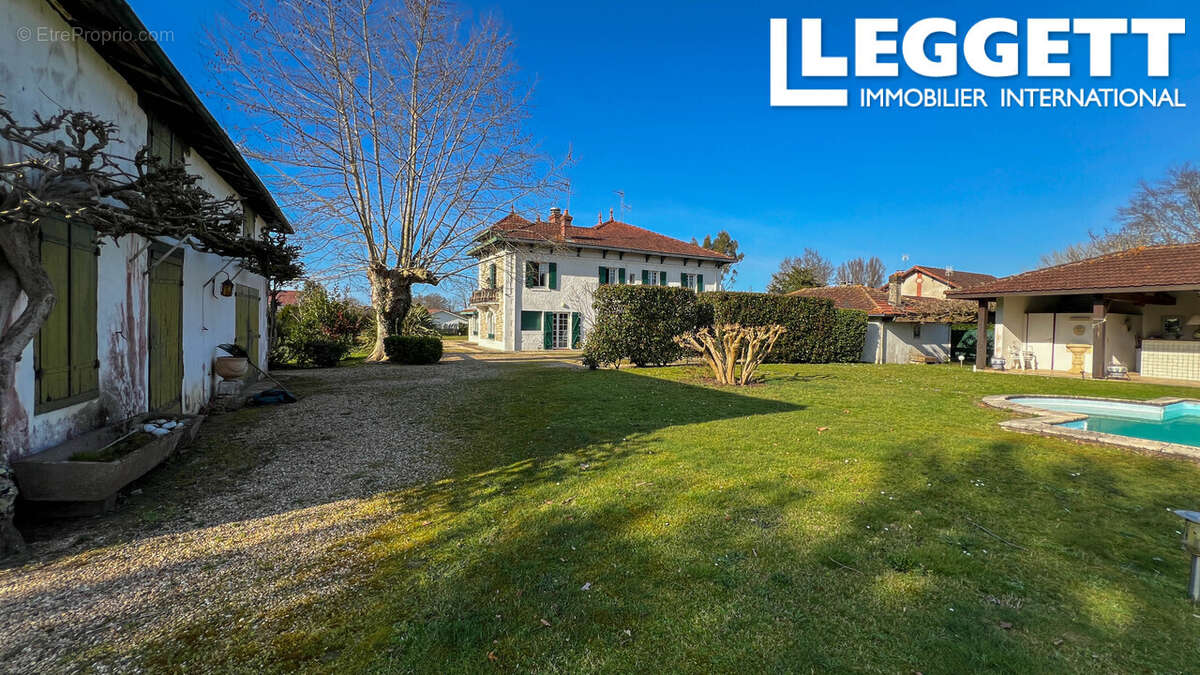 Maison à BENESSE-MAREMNE