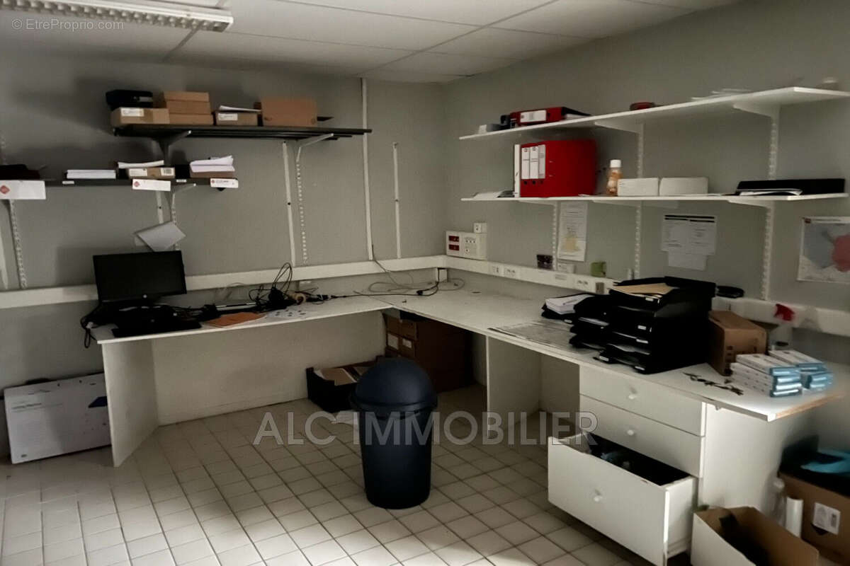 Commerce à FRESNAY-SUR-SARTHE