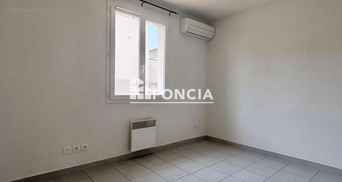 Appartement à VILLENEUVE-LES-BEZIERS