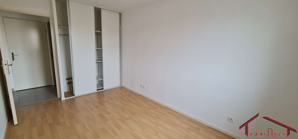 Appartement à CHANTELOUP-EN-BRIE