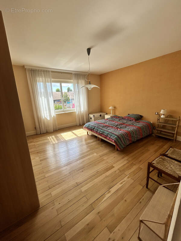 Maison à FEURS