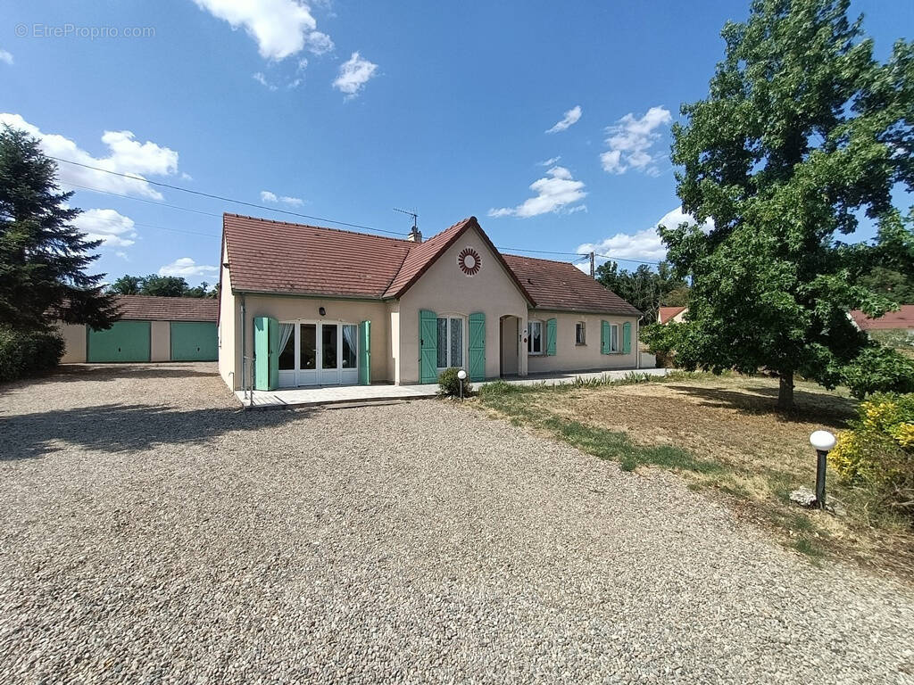 Maison à MOULINS